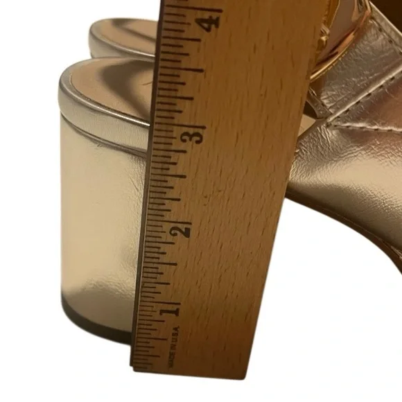 Aerosoles Camilia Gold Metallic Straps Buckle Platform Sandals Size 7 NWOB - Picture 8 of 9